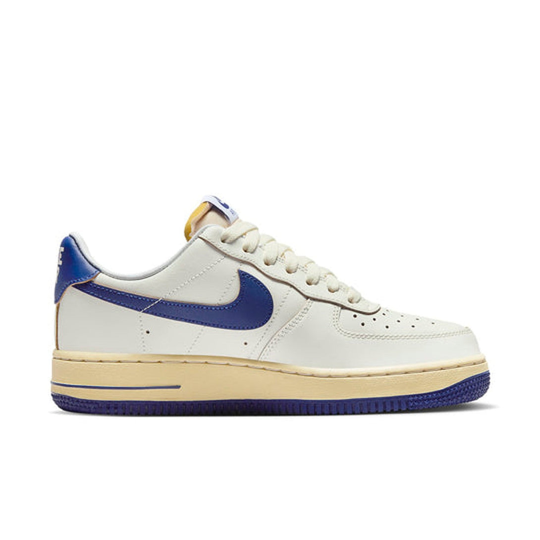 Nike Air Force 1 '07 'Sail Pale Vanilla'- Streetwear Fashion - helmiss.com