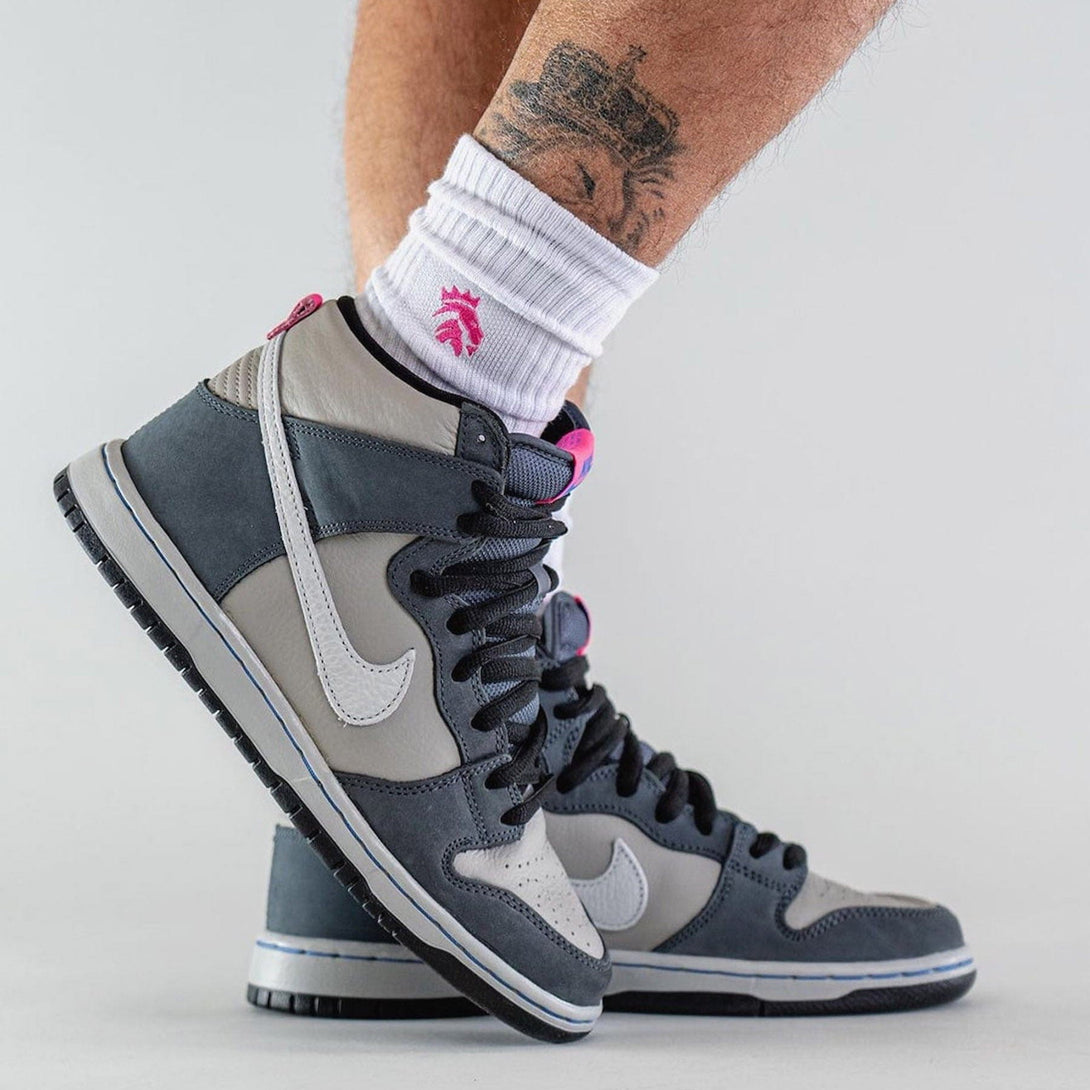 Nike Dunk High Pro SB 'Medium Grey'- Streetwear Fashion - helmiss.com