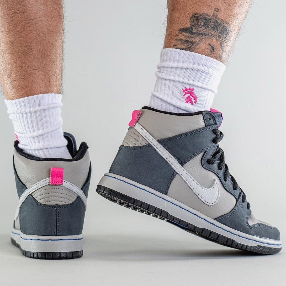 Nike Dunk High Pro SB 'Medium Grey'- Streetwear Fashion - helmiss.com