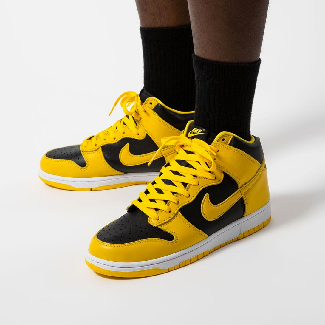 Nike Dunk High SP 'Iowa' 2020- Streetwear Fashion - helmiss.com