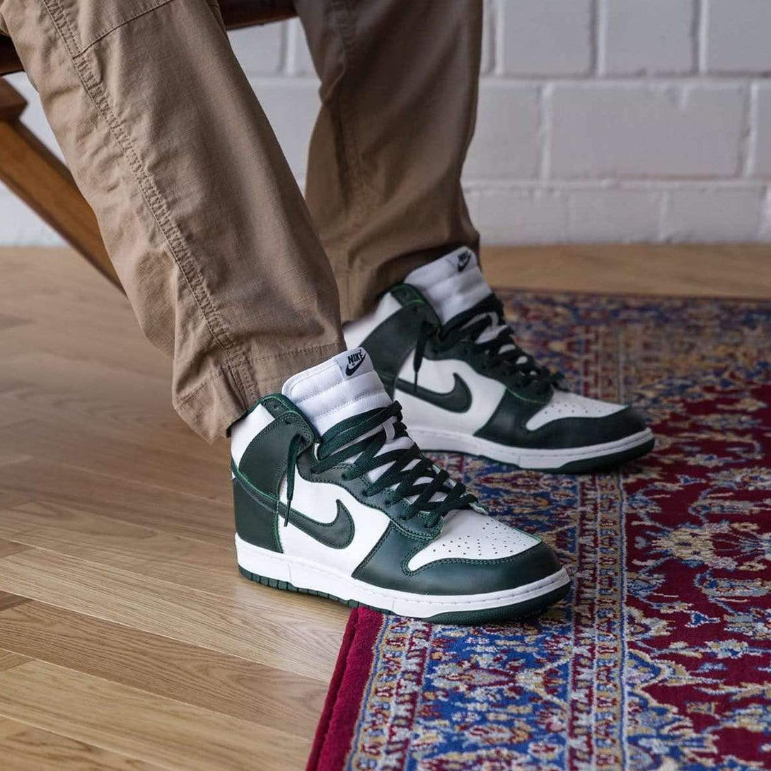 Nike Dunk High SP 'Spartan Green'- Streetwear Fashion - helmiss.com