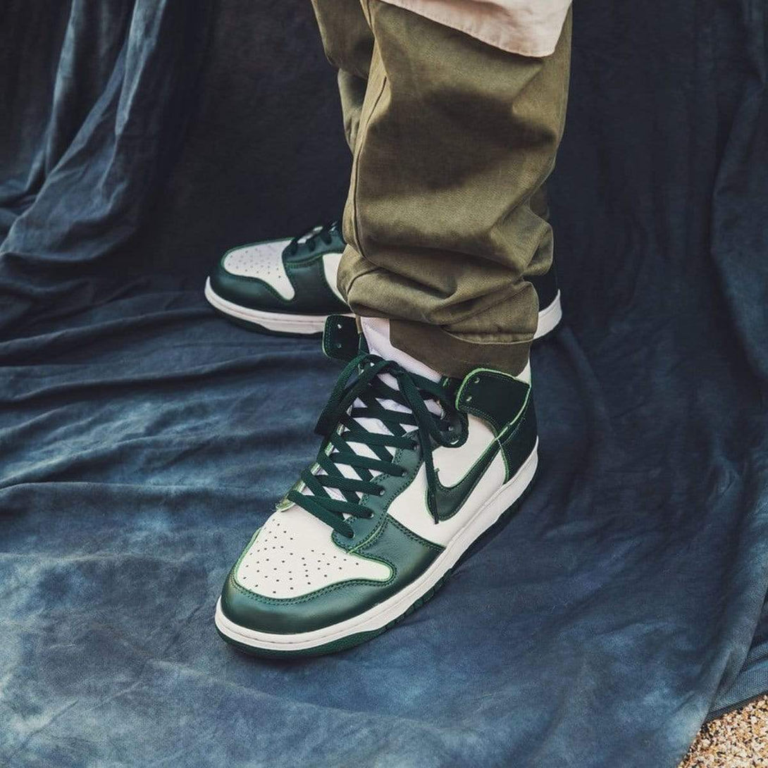 Nike Dunk High SP 'Spartan Green'- Streetwear Fashion - helmiss.com