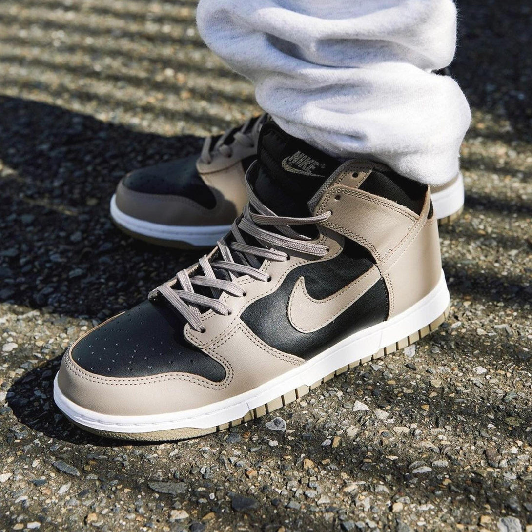 Nike Dunk High Wmns 'Moon Fossil'- Streetwear Fashion - helmiss.com