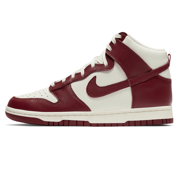 Nike Dunk High Wmns 'Team Red'- Streetwear Fashion - helmiss.com