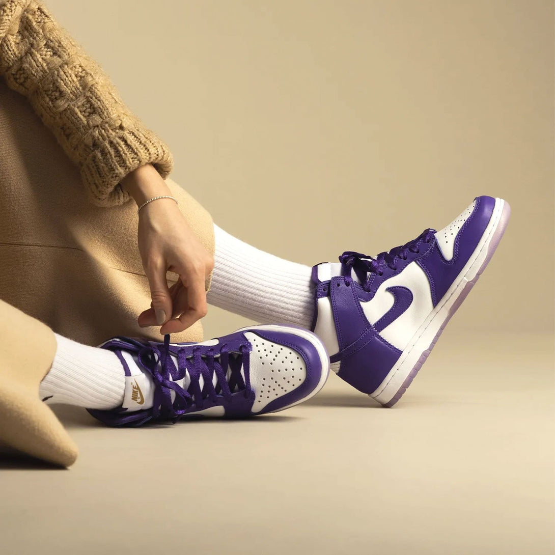 Nike Dunk High Wmns 'Varsity Purple'- Streetwear Fashion - helmiss.com