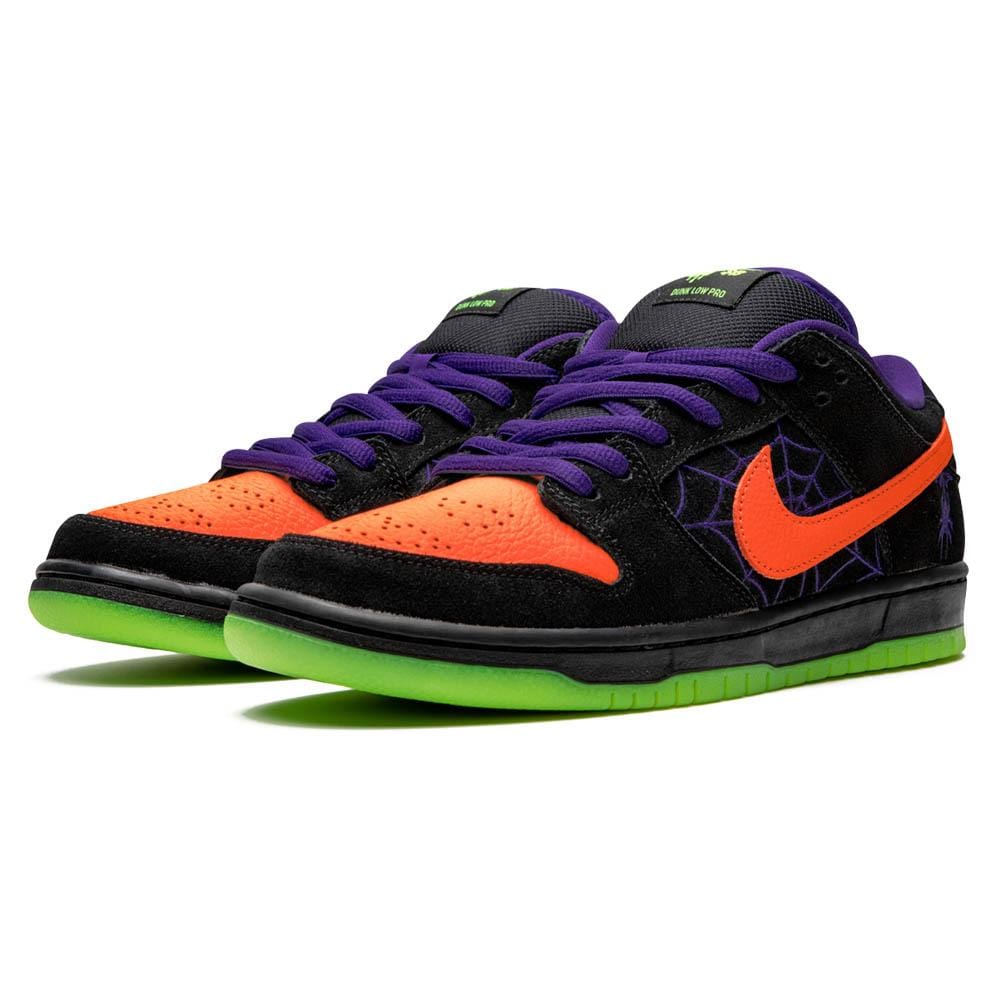 Nike Dunk Low SB 'Night of Mischief'- Streetwear Fashion - helmiss.com