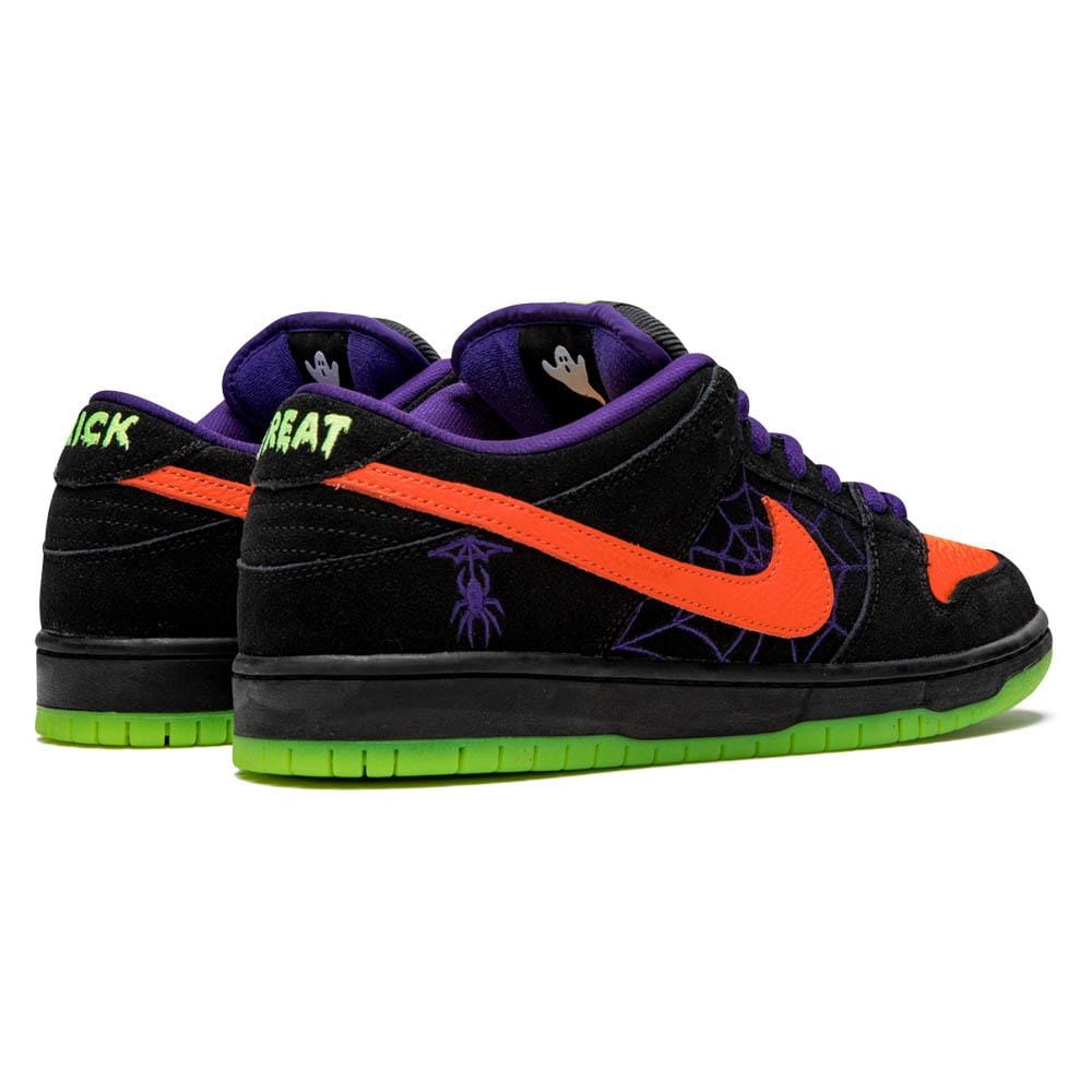 Nike Dunk Low SB 'Night of Mischief'- Streetwear Fashion - helmiss.com