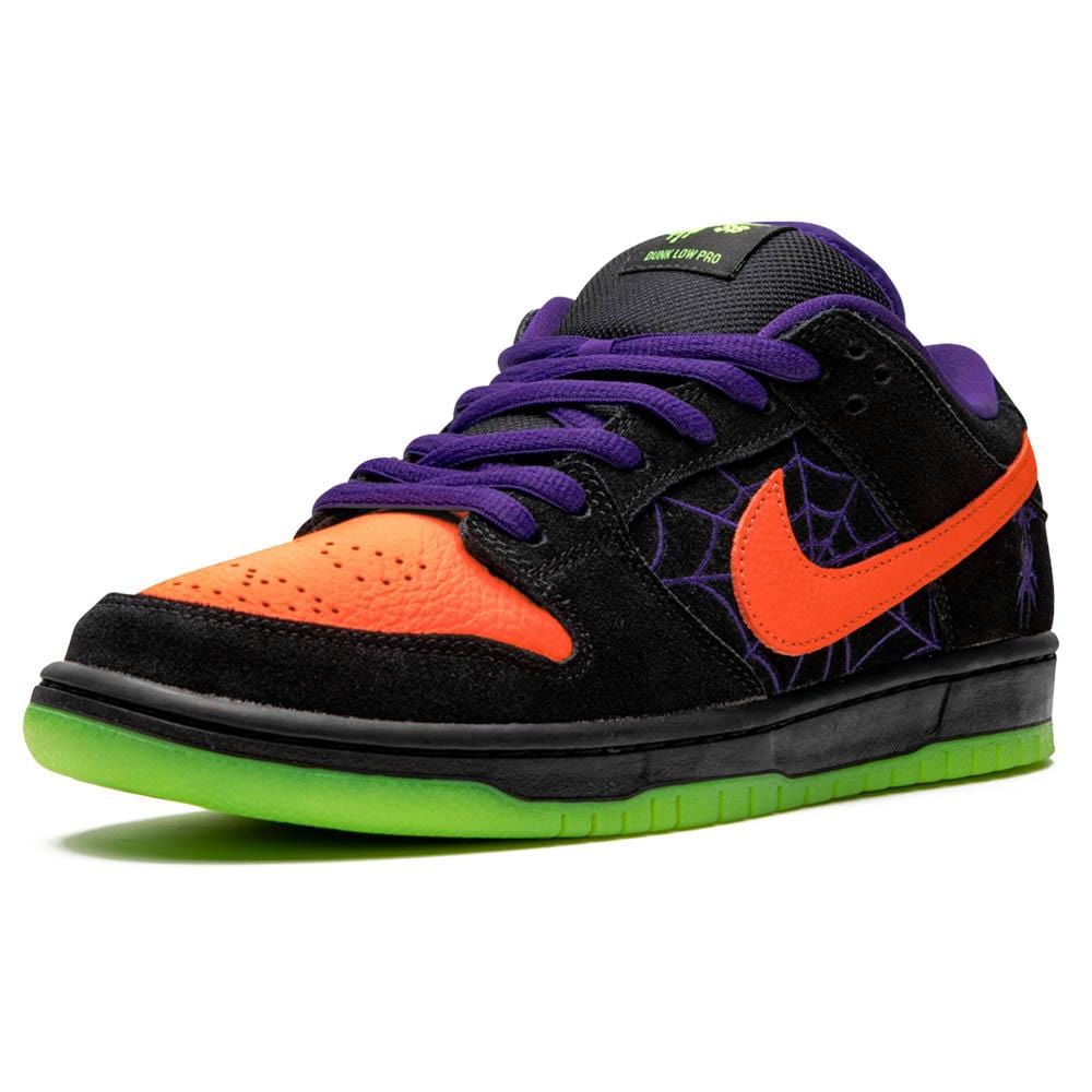 Nike Dunk Low SB 'Night of Mischief'- Streetwear Fashion - helmiss.com