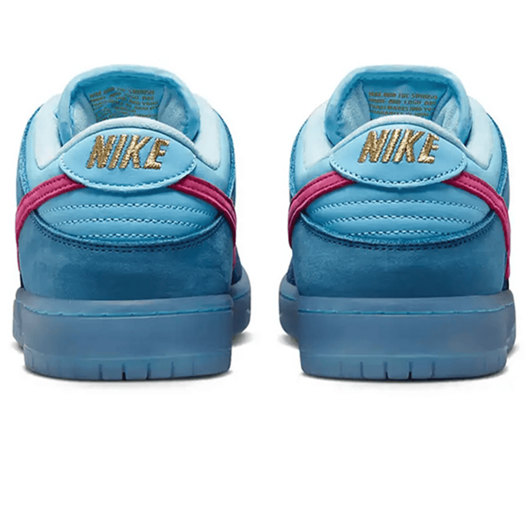 Nike Dunk Low SB x Run The Jewels '4/20'- Streetwear Fashion - helmiss.com