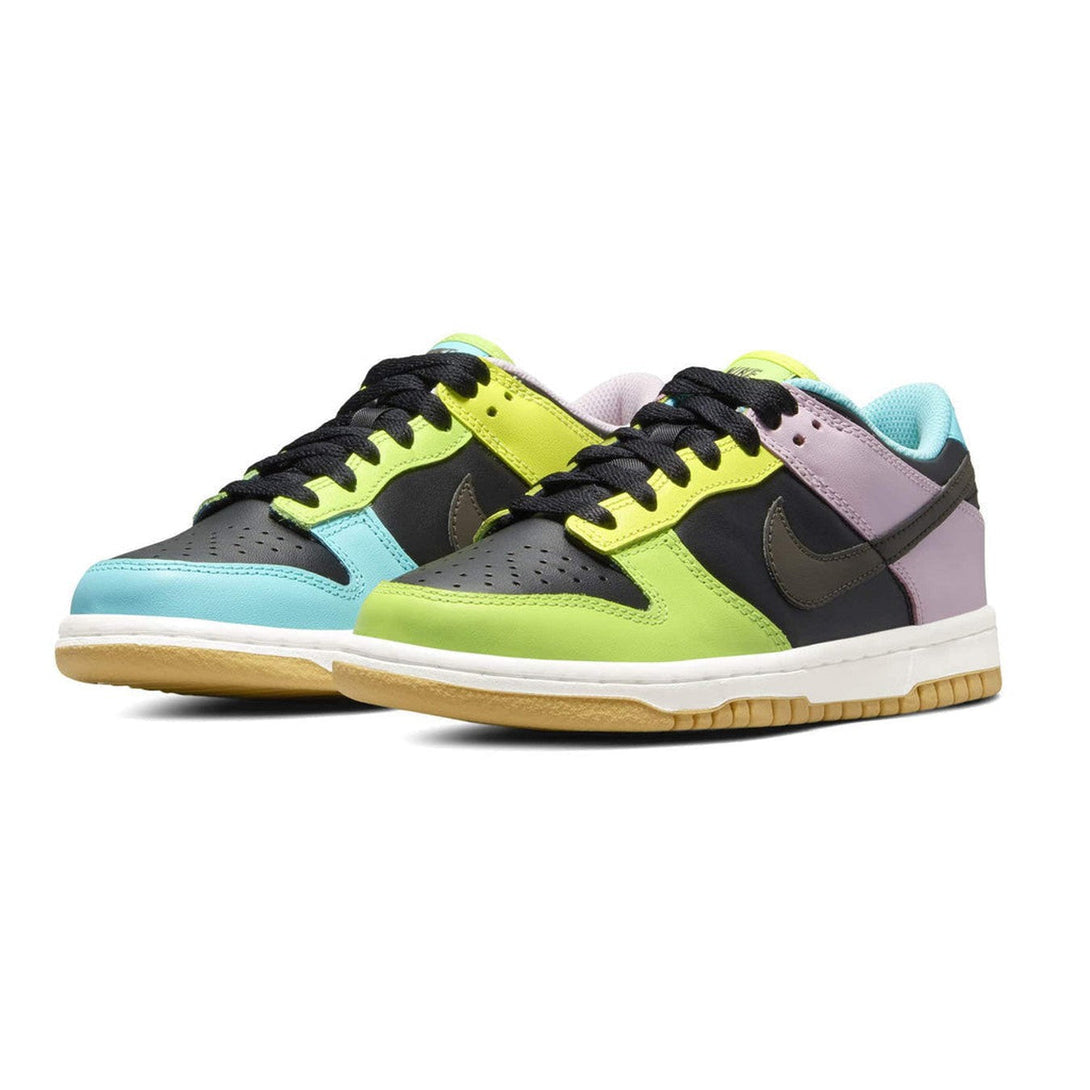 Nike Dunk Low SE GS 'Free.99 - Black'- Streetwear Fashion - helmiss.com