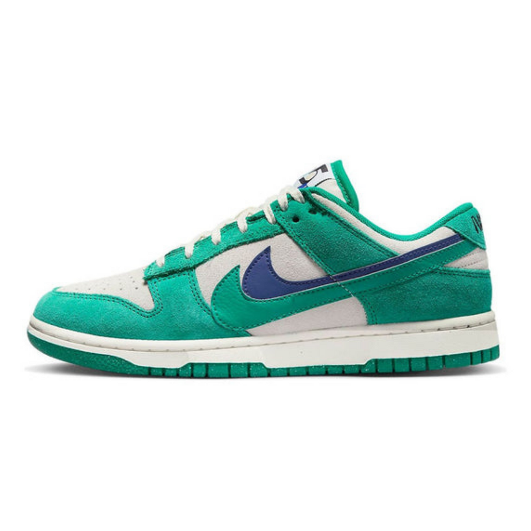 Nike Dunk Low SE 'Sail Neptune Green'- Streetwear Fashion - helmiss.com