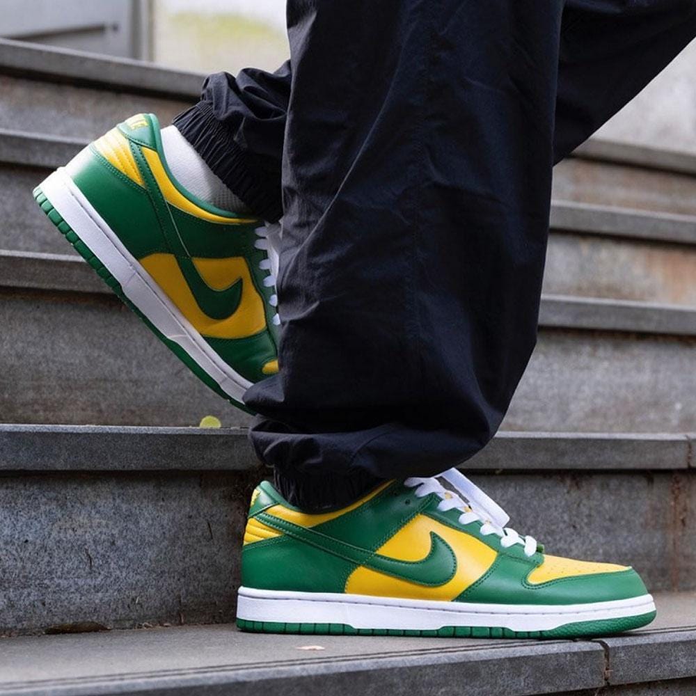 Nike Dunk Low SP 'Brazil' 2020- Streetwear Fashion - helmiss.com