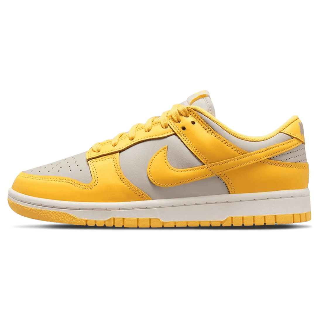 Nike Dunk Low Wmns 'Citron Pulse'- Streetwear Fashion - helmiss.com