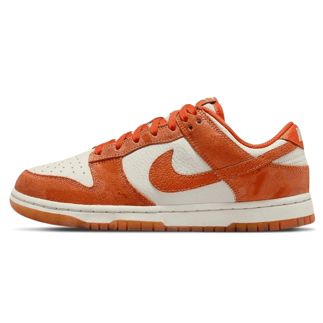 Nike Dunk Low Wmns 'Cracked Orange'- Streetwear Fashion - helmiss.com