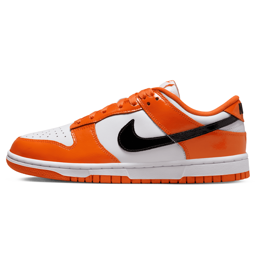 Nike Dunk Low Wmns 'Halloween'- Streetwear Fashion - helmiss.com