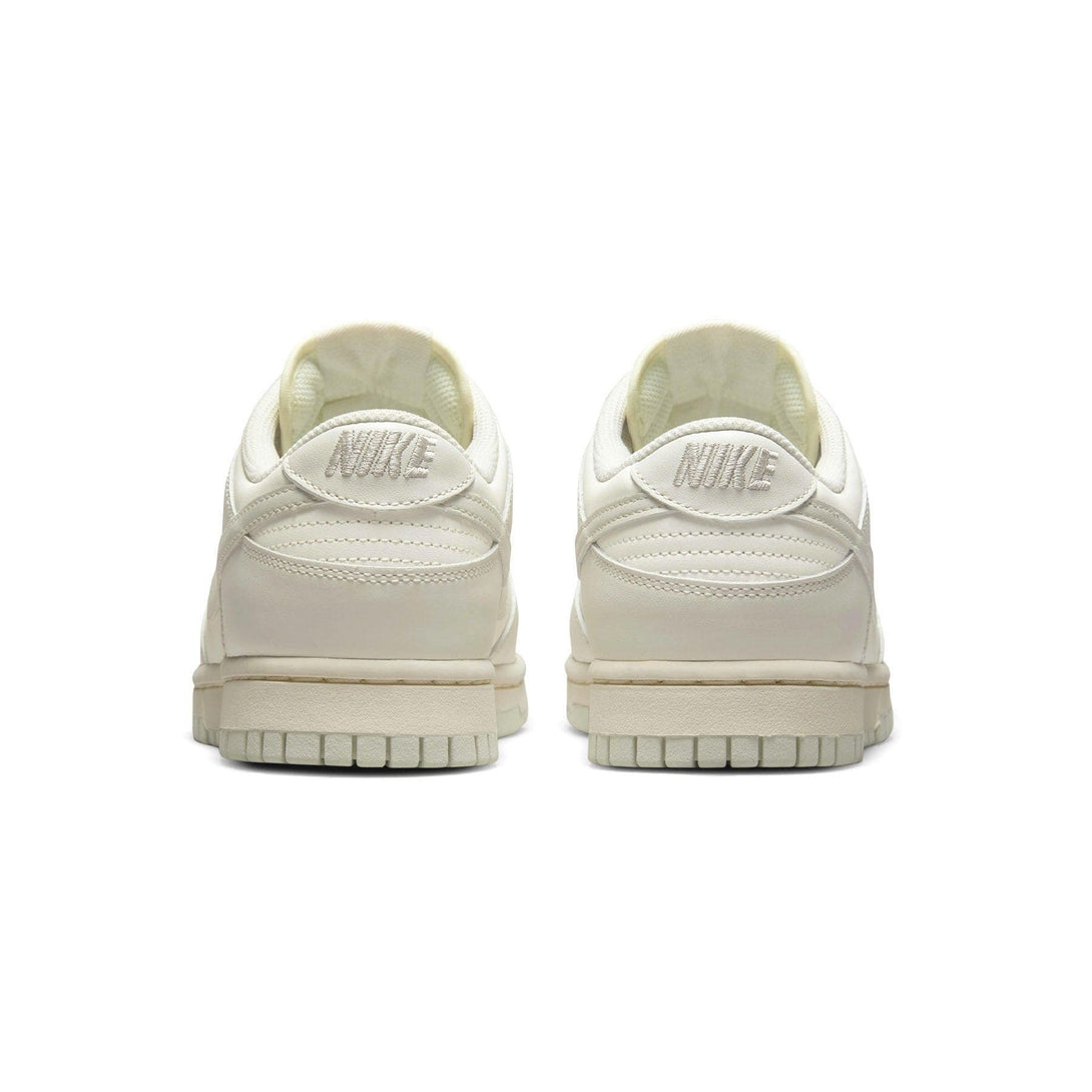 Nike Dunk Low Wmns 'Light Bone'- Streetwear Fashion - helmiss.com