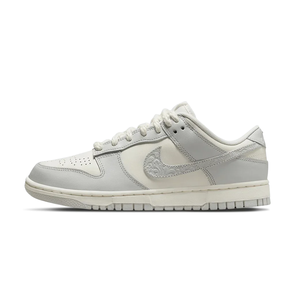 Nike Dunk Low Wmns 'Needlework'- Streetwear Fashion - helmiss.com