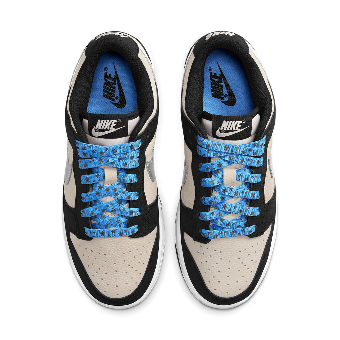 Nike Dunk Low Wmns 'Starry Laces'- Streetwear Fashion - helmiss.com