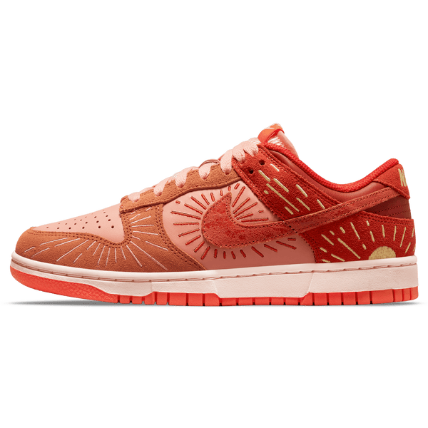 Nike Dunk Low Wmns 'Winter Solstice'- Streetwear Fashion - helmiss.com