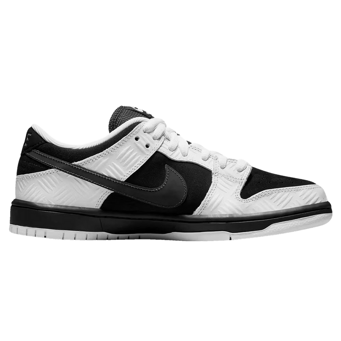 Nike Dunk SB Low Tightbooth- Streetwear Fashion - helmiss.com