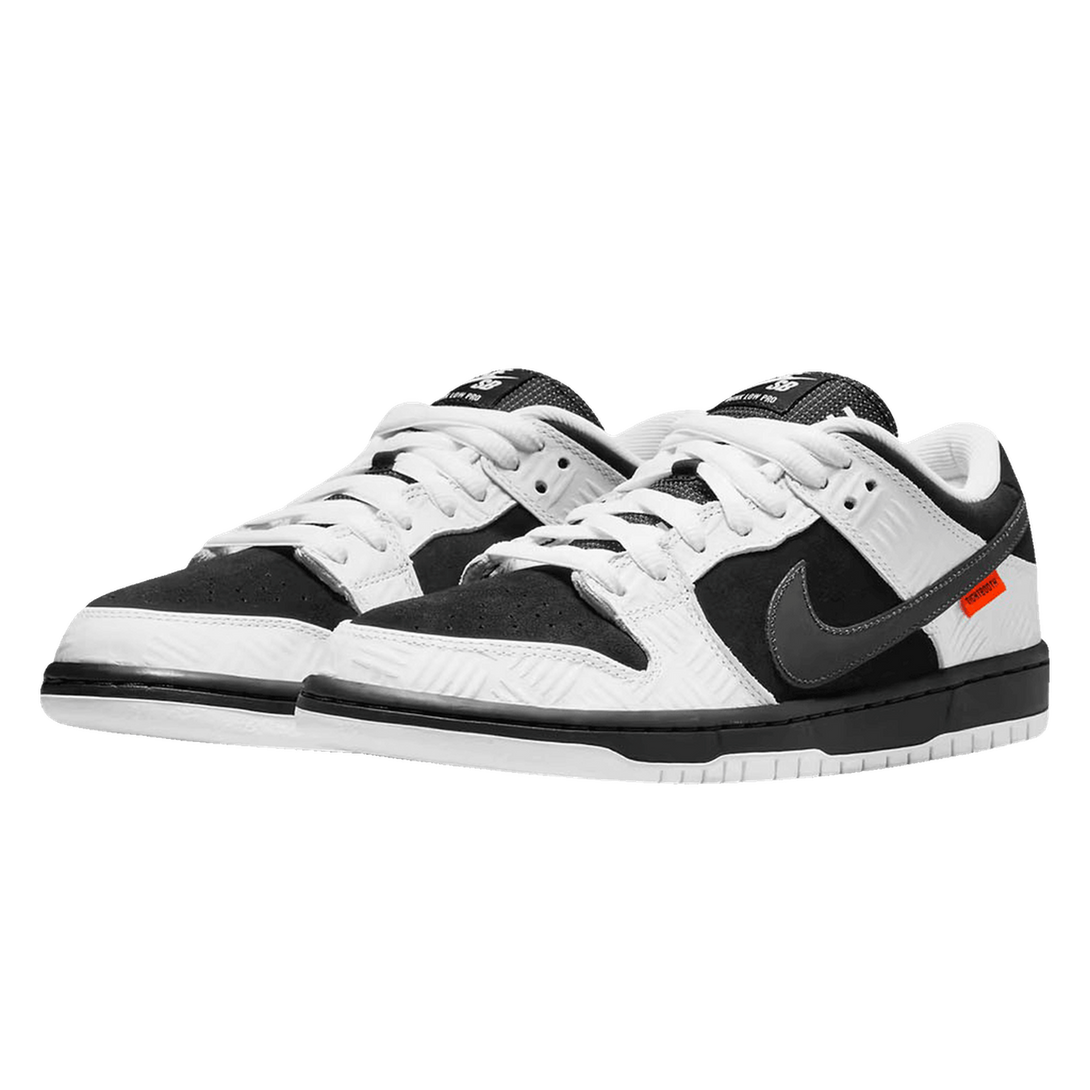 Nike Dunk SB Low Tightbooth- Streetwear Fashion - helmiss.com