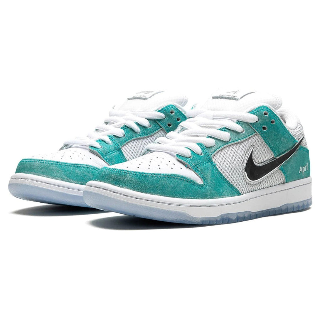 Nike Dunk SB Low x April Skateboards 'Turbo Green'- Streetwear Fashion - helmiss.com