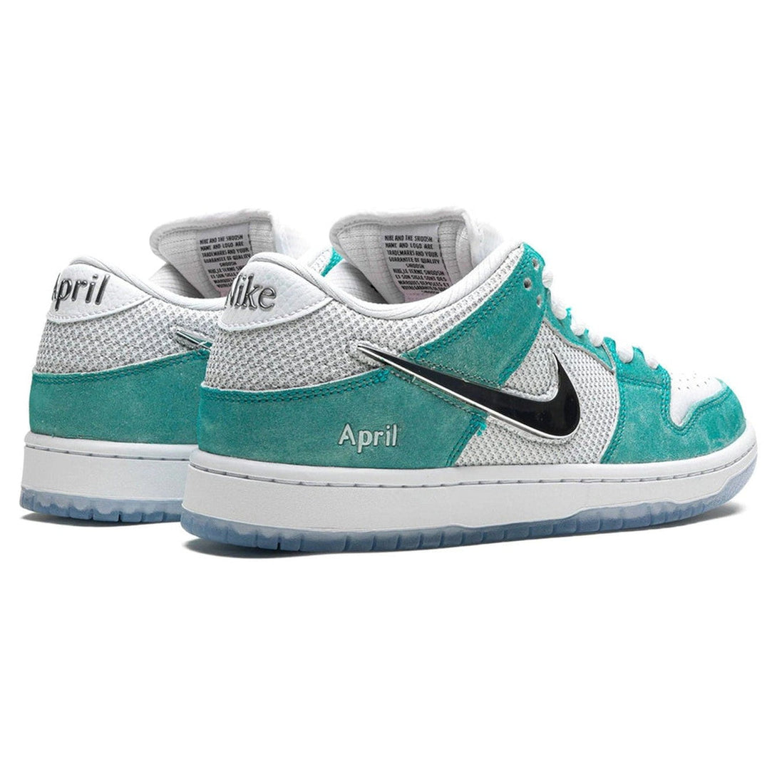 Nike Dunk SB Low x April Skateboards 'Turbo Green'- Streetwear Fashion - helmiss.com