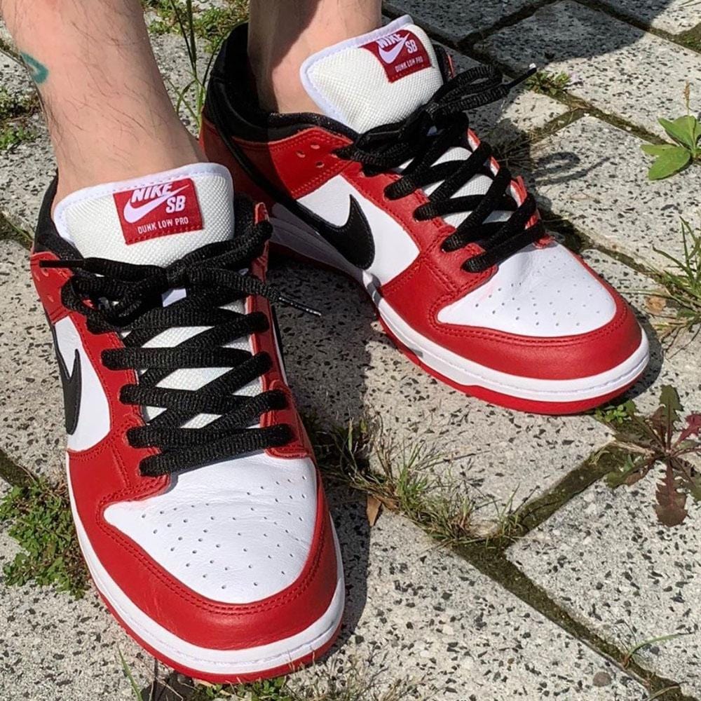 Nike SB Dunk Low Chicago- Streetwear Fashion - helmiss.com