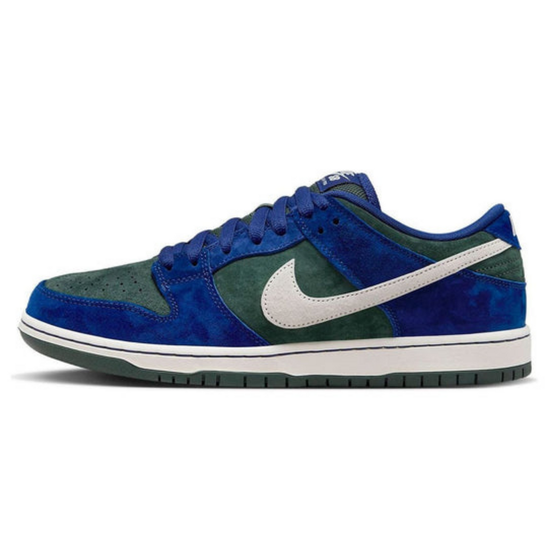 Nike SB Dunk Low 'Deep Royal Blue'- Streetwear Fashion - helmiss.com