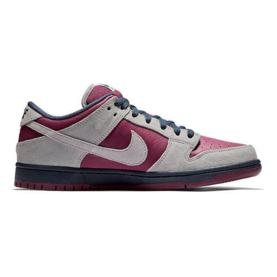 Nike SB Dunk Low 'True Berry'- Streetwear Fashion - helmiss.com