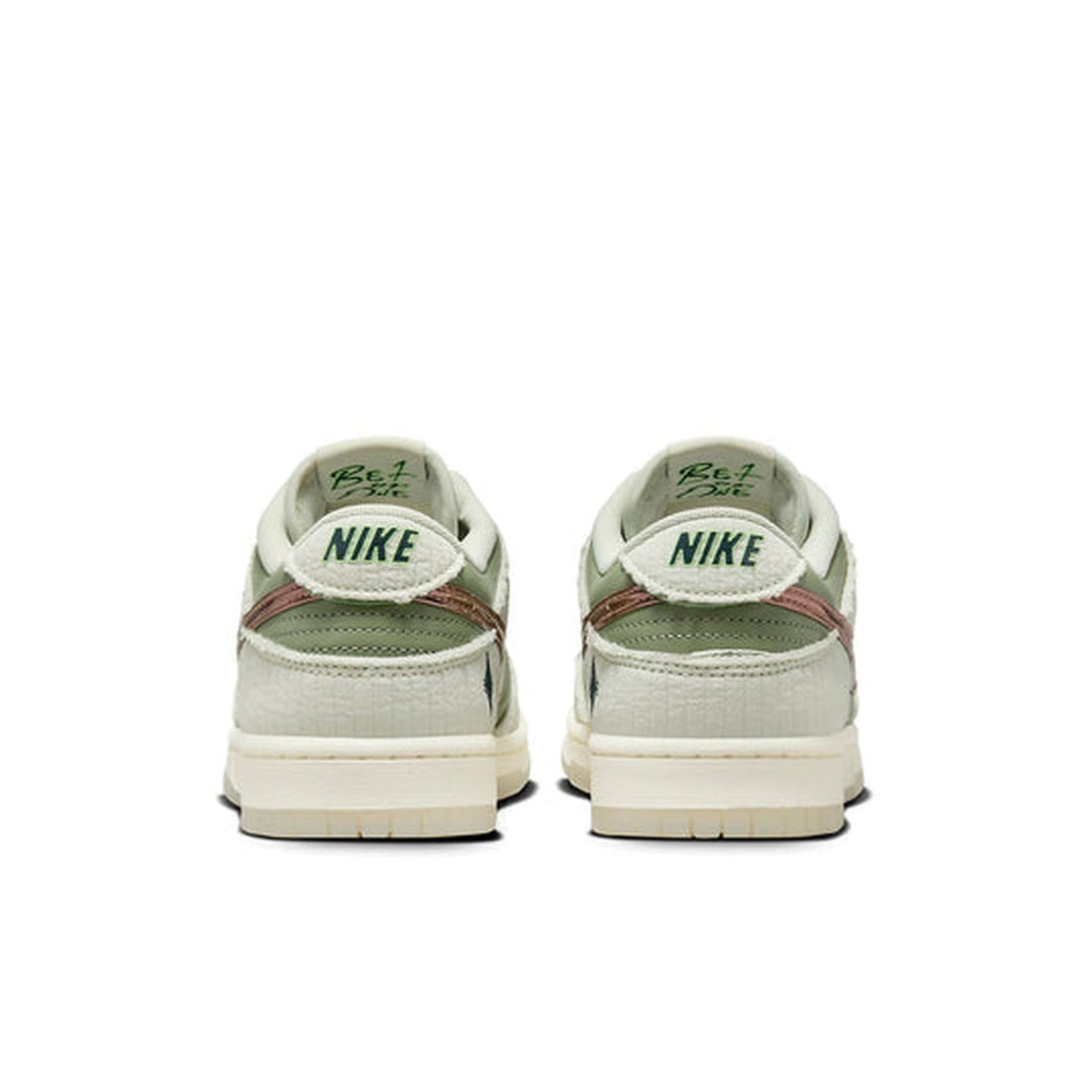 Nike x Kyler Murray Dunk Low 'Be 1 of One'- Streetwear Fashion - helmiss.com