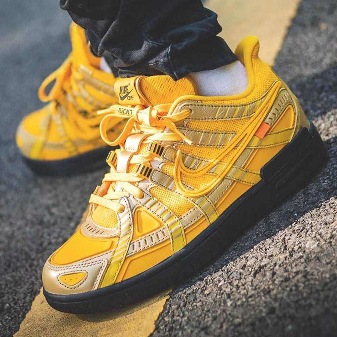 Off-White x Nike Air Rubber Dunk 'University Gold'- Streetwear Fashion - helmiss.com