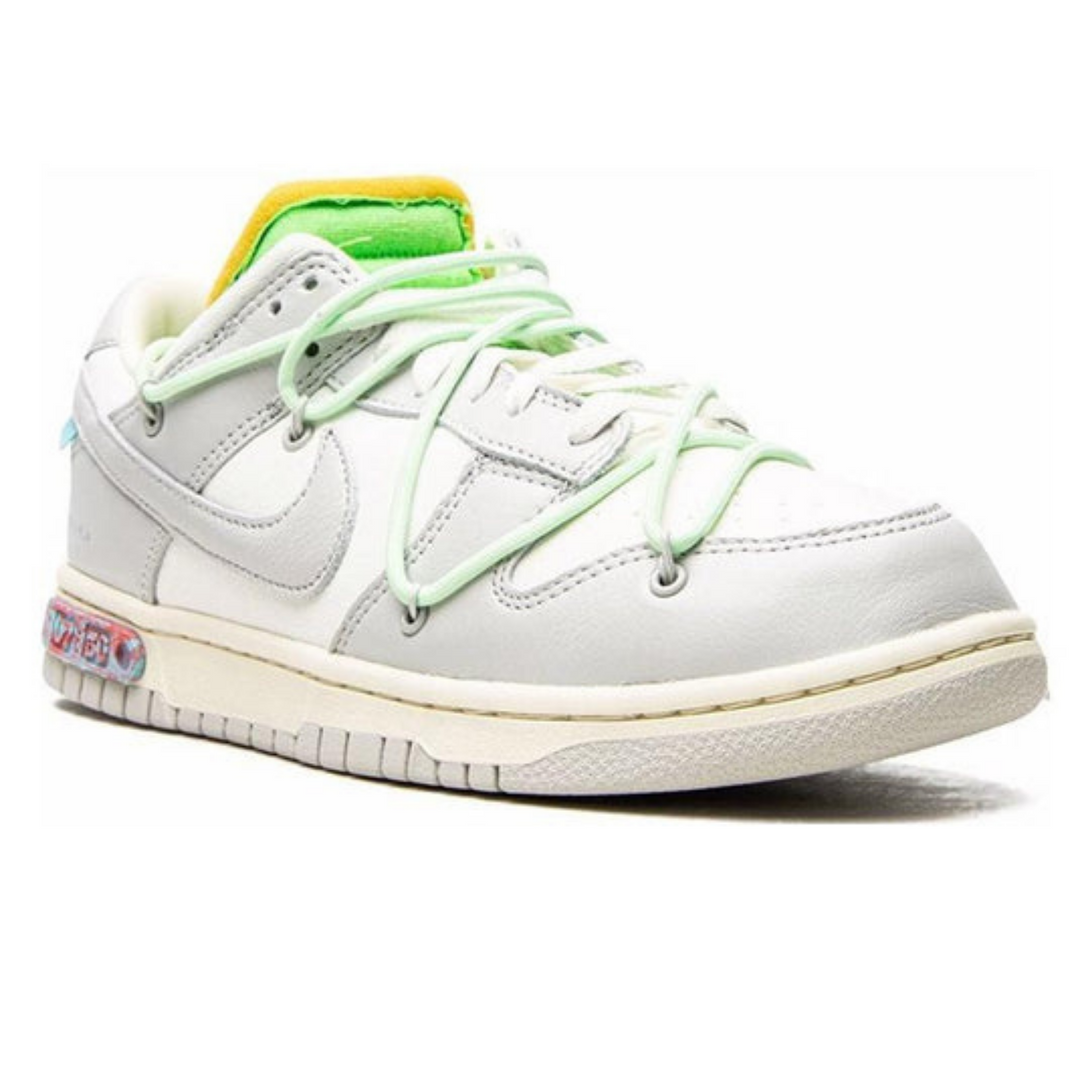 Off-White x Nike Dunk Low 'Lot 07 of 50'- Streetwear Fashion - helmiss.com