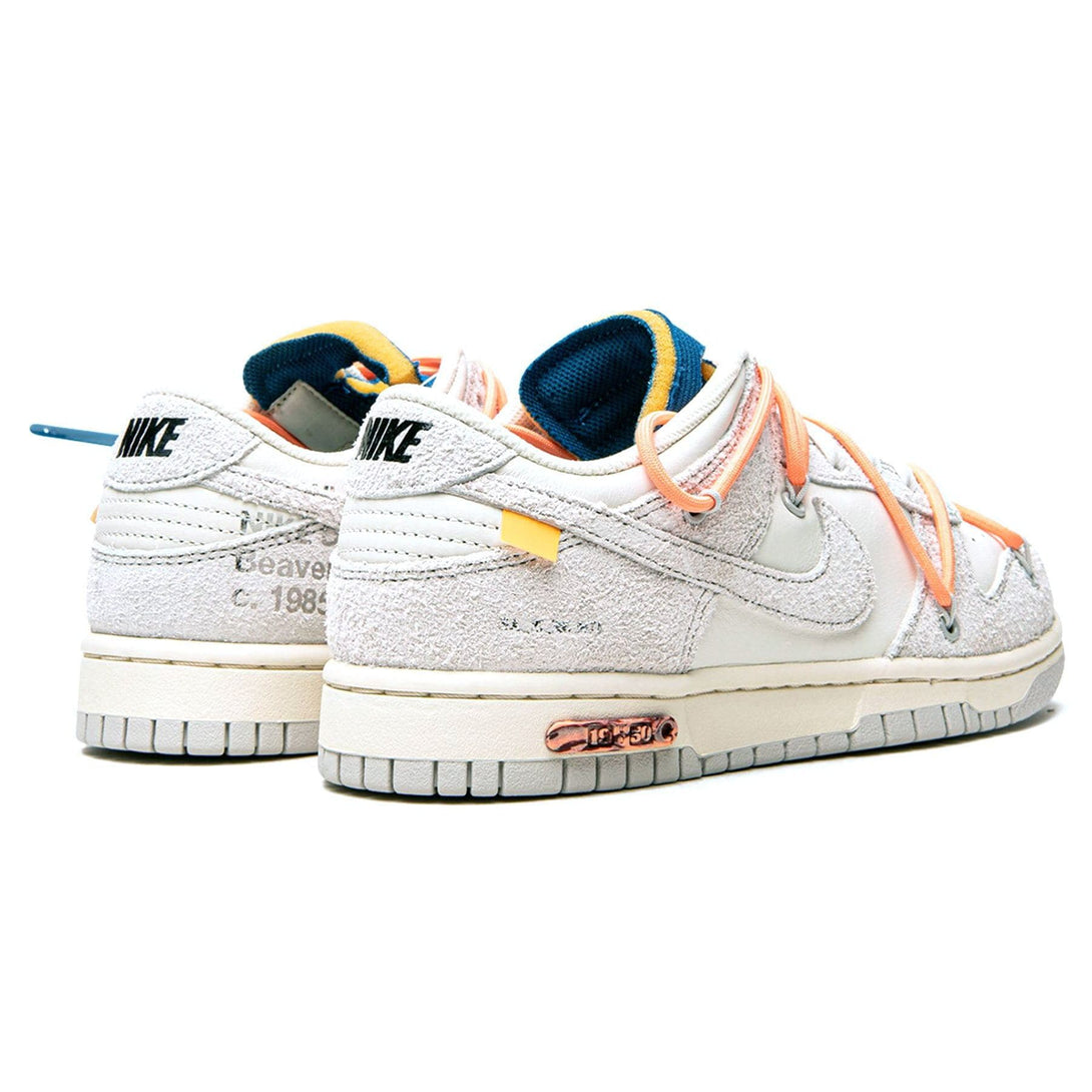 Off-White x Nike Dunk Low 'Lot 19 of 50'- Streetwear Fashion - helmiss.com