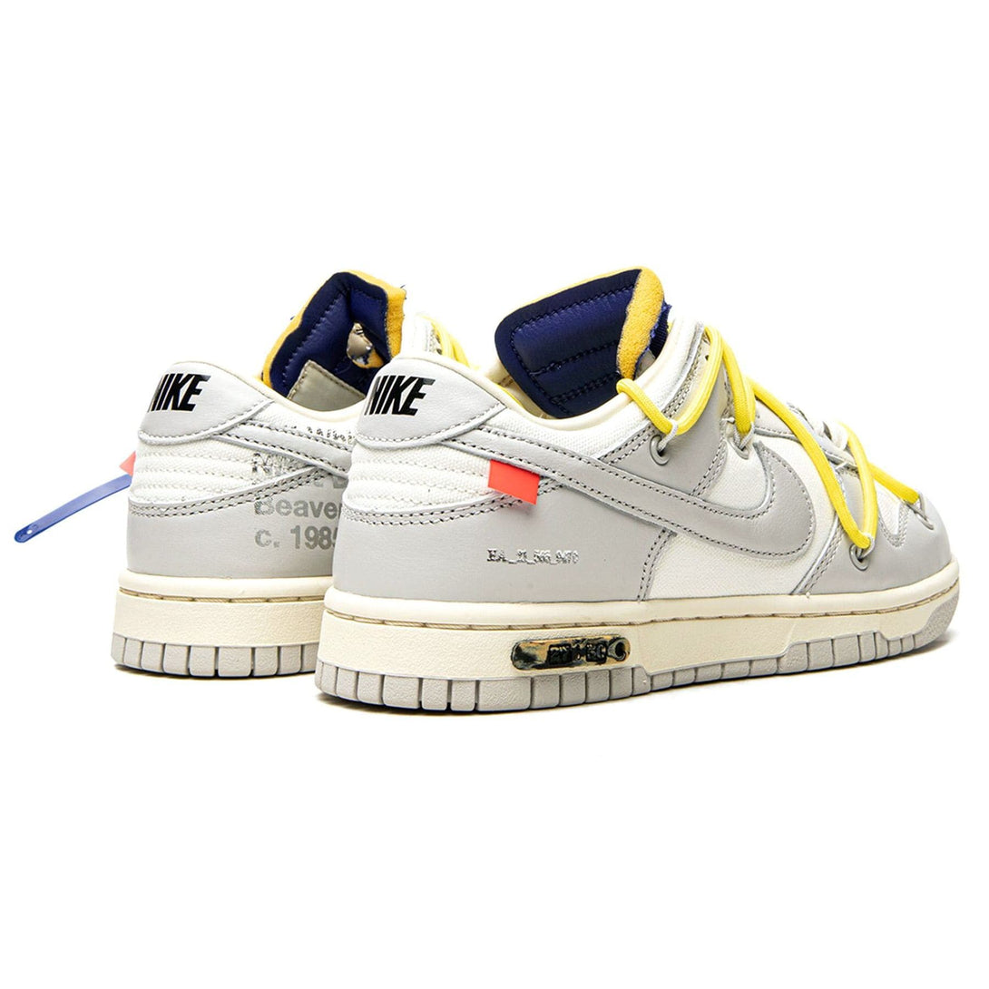 Off-White x Nike Dunk Low 'Lot 27 of 50'- Streetwear Fashion - helmiss.com