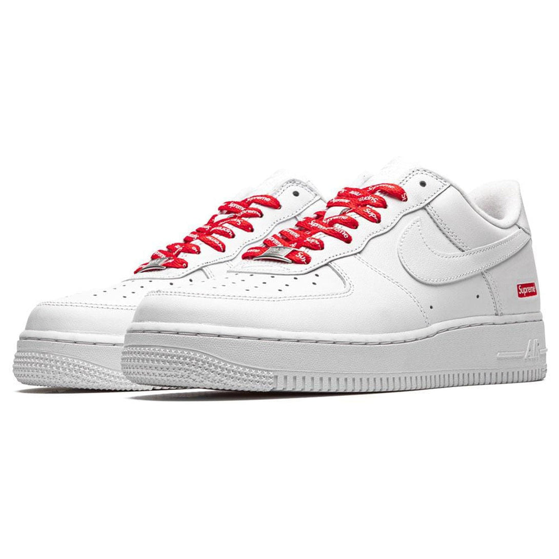 Supreme x Nike Air Force 1 Low 'Box Logo - White'- Streetwear Fashion - helmiss.com