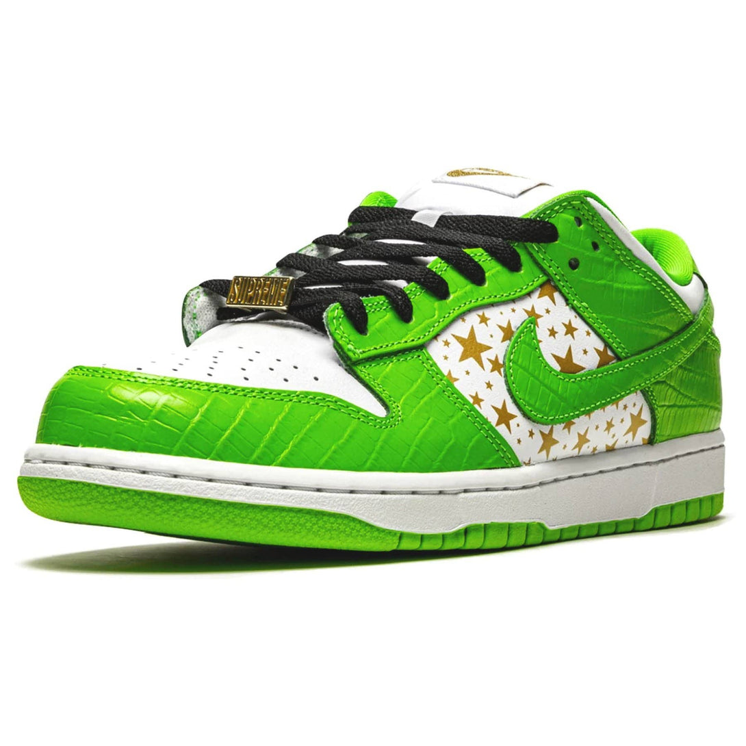 Supreme x Nike Dunk Low OG SB QS ‘Mean Green’- Streetwear Fashion - helmiss.com